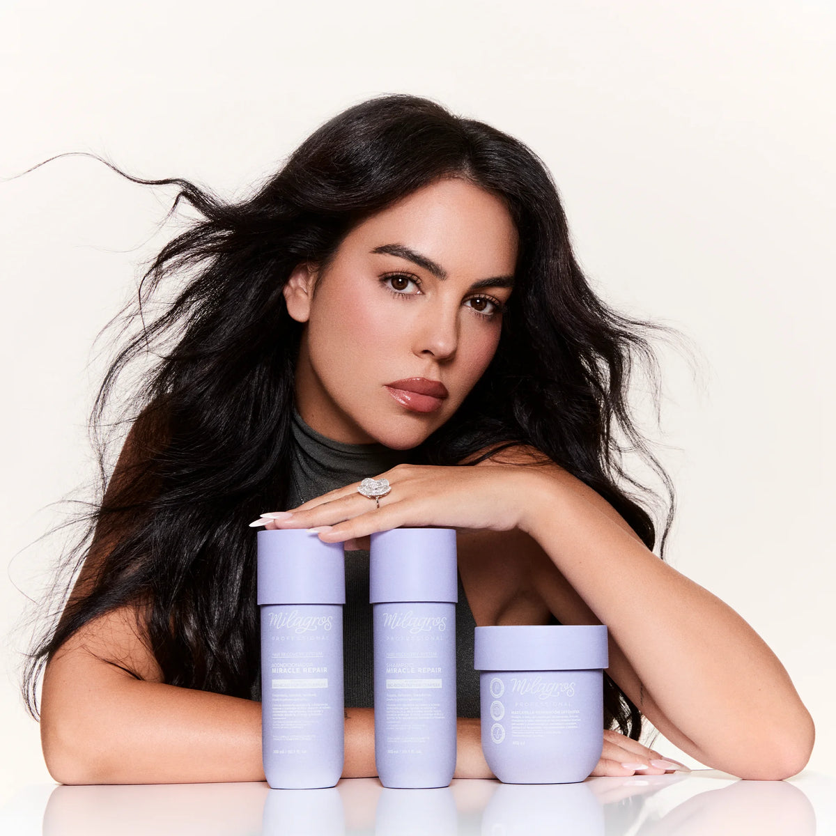 Georgina Rodriguez, kit línea profesional Milagros