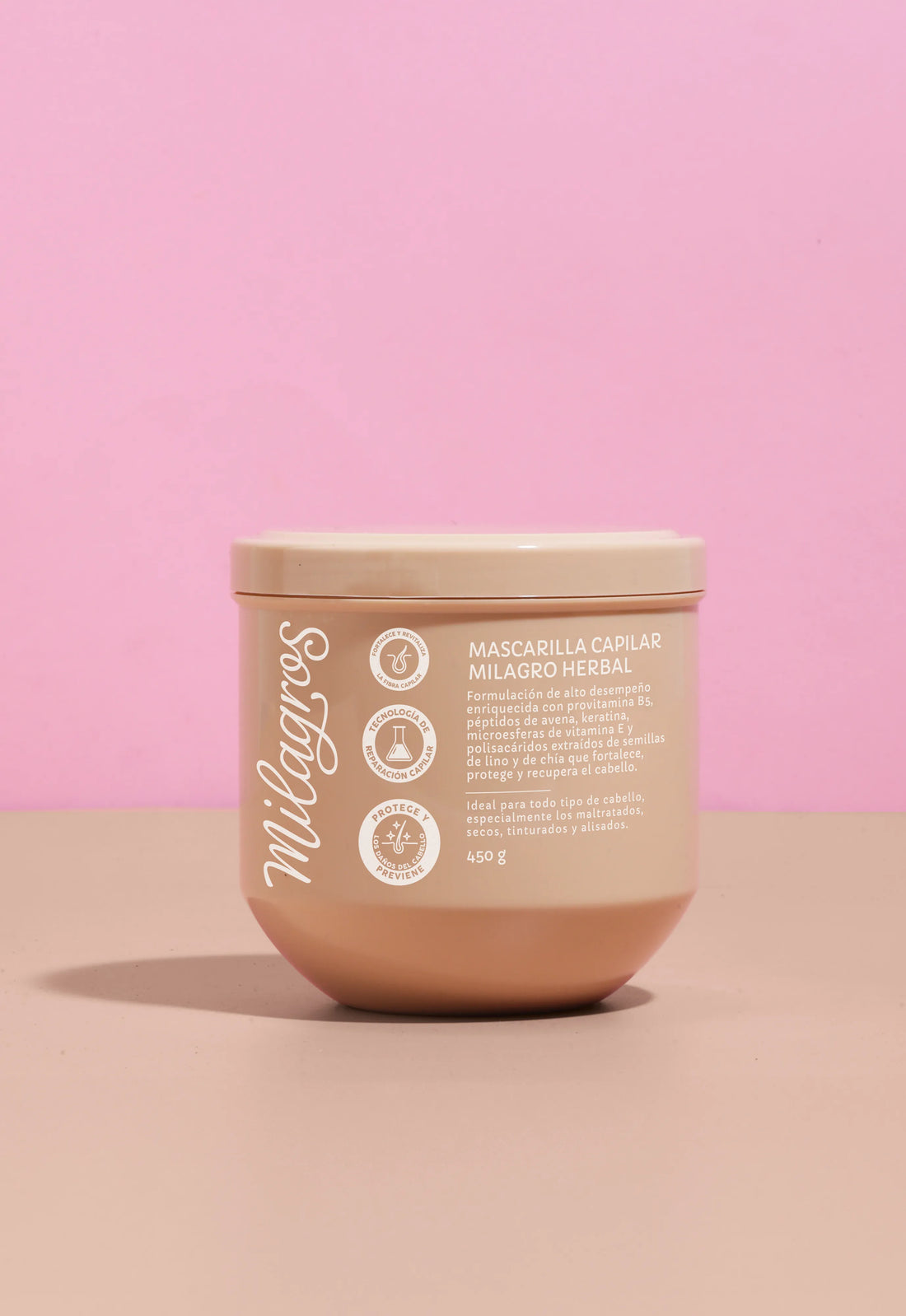 Mascarilla capilar que sirve para fortalecer, proteger y recuperar el cabello.