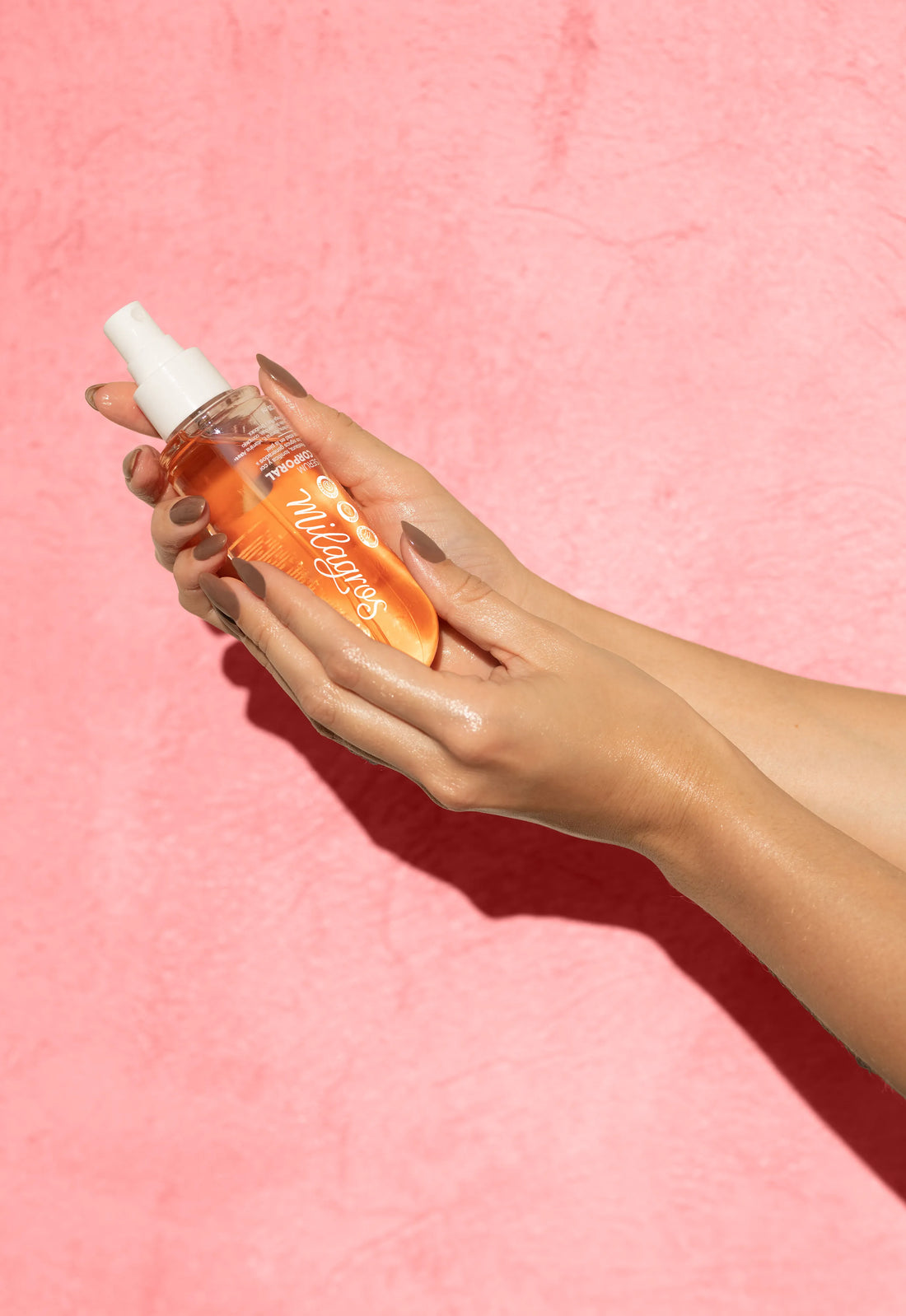 Serum de milagros skin para el cuerpo aporta hidratación