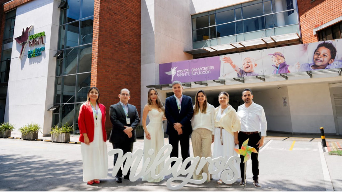 Directivos de Milagros y del Hospital Infantil San Vicente Fundación en el evento de donación